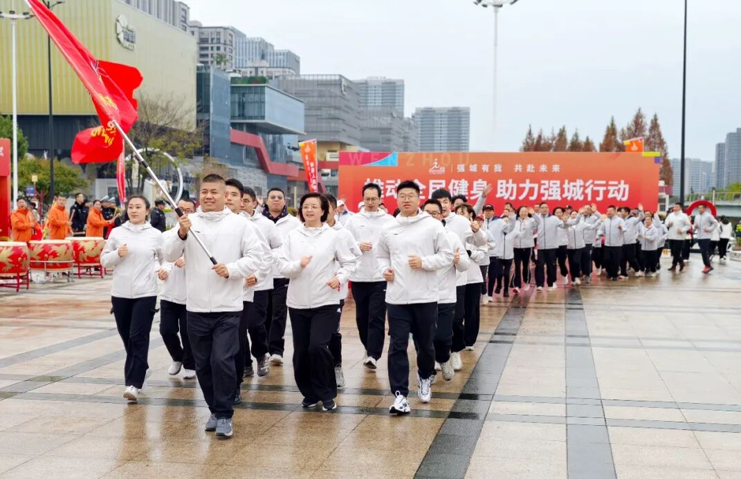 ��������ӭԪ�� ���ͬ�����³�